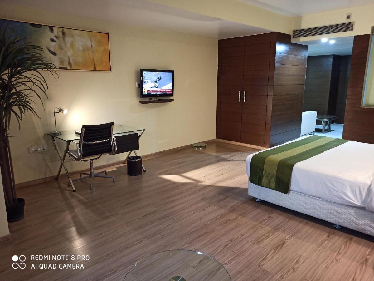 Hotel Patliputra Exotica Patna  Exterior foto