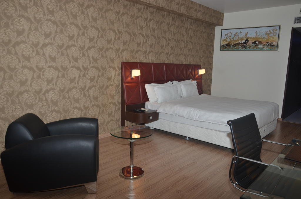 Hotel Patliputra Exotica Patna  Zimmer foto